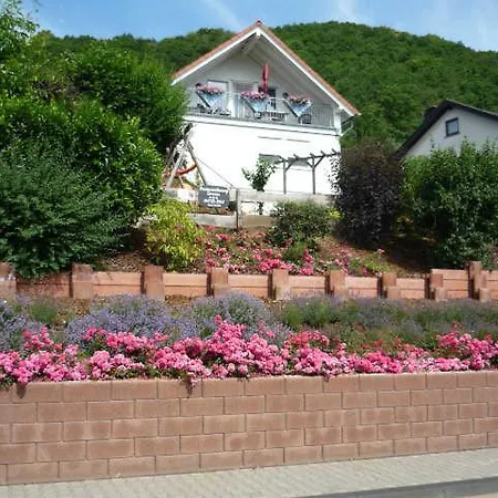 Апартаменты Gaestehaus Rosengarten Im Nahetal