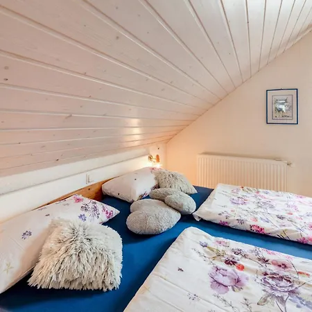 Gaestehaus Rosengarten Im Nahetal 3* 基尔恩