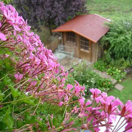 Gaestehaus Rosengarten Im Nahetal بيت ضيافة 3*
