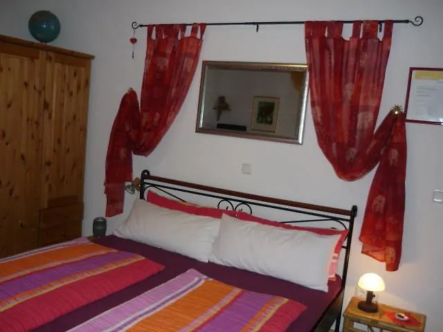 Апартаменты Gaestehaus Rosengarten Im Nahetal